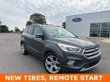Used 2017 Ford Escape Titanium image 3