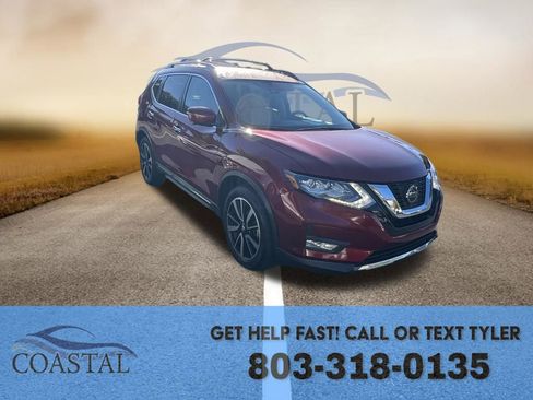 Used 2019 Nissan Rogue SL w/ Premium Package image 2