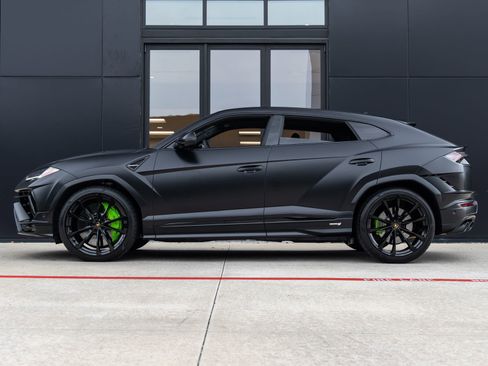 Used 2023 Lamborghini Urus S AWD/4WD image 9