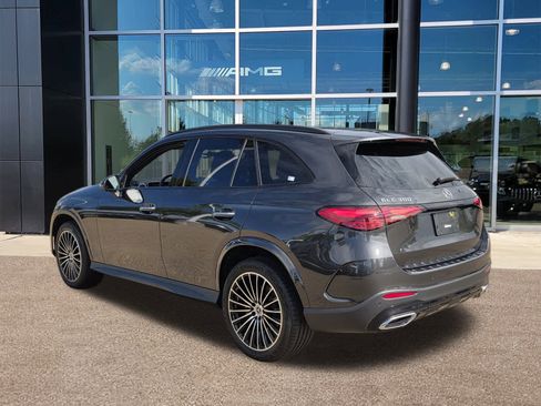 Used 2025 Mercedes-Benz GLC 300 image 6