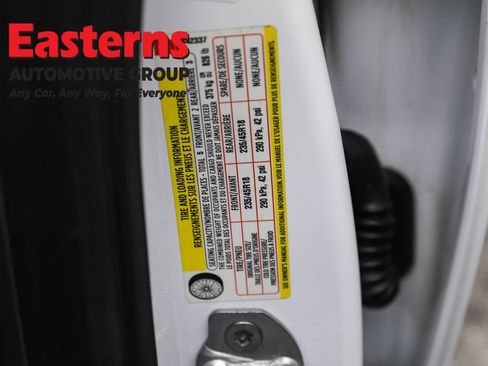 Used 2019 Tesla Model 3 Long Range image 32