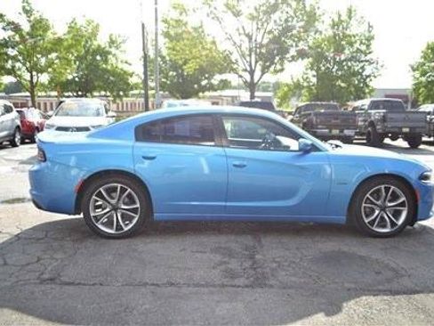 Used 2015 Dodge Charger R/T RWD image 5