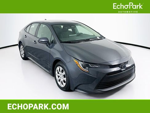 Used 2024 Toyota Corolla LE FWD image 1
