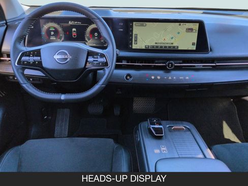 Used 2025 Nissan Ariya FWD image 13