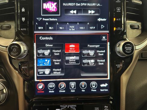 Used 2021 RAM 1500 Laramie AWD/4WD image 30