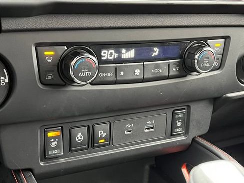 Used 2026 Nissan Frontier PRO-4X w/ Pro-4x Convenience Package image 29