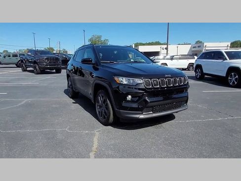 New 2026 Jeep Compass Limited AWD/4WD image 19