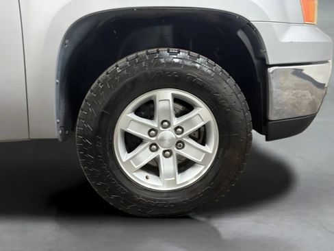 Used 2011 GMC Sierra 1500 SLE w/ Power Tech Package AWD/4WD image 23
