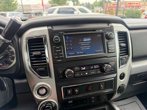 Used 2017 Nissan Titan PRO-4X AWD/4WD image 24