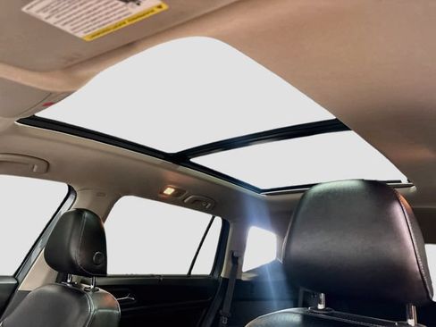 Used 2018 Volkswagen Atlas SEL FWD image 18