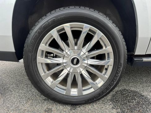 Used 2016 Cadillac Escalade ESV Premium AWD/4WD image 13