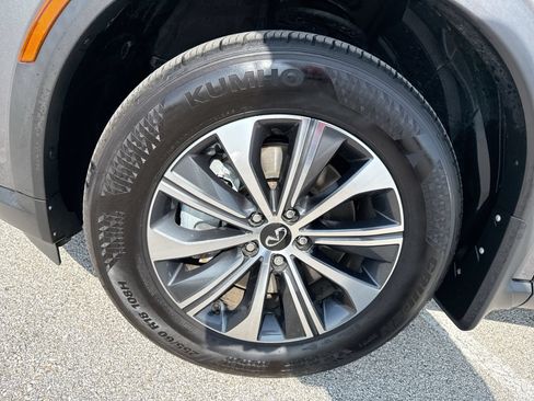Used 2025 INFINITI QX60 Pure FWD image 19