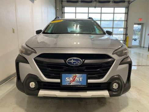 Used 2024 Subaru Outback Limited AWD/4WD image 4