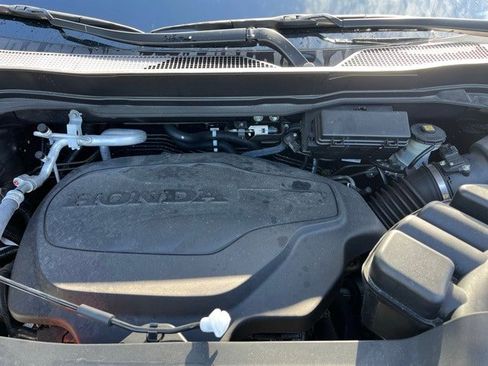 Used 2023 Honda Ridgeline Black Edition image 6