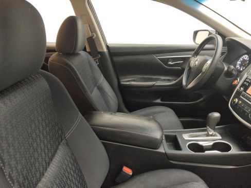 Used 2017 Nissan Altima 2.5 S w/ Power Driver Seat Package image 21
