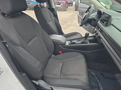 Used 2024 Honda Accord EX image 10