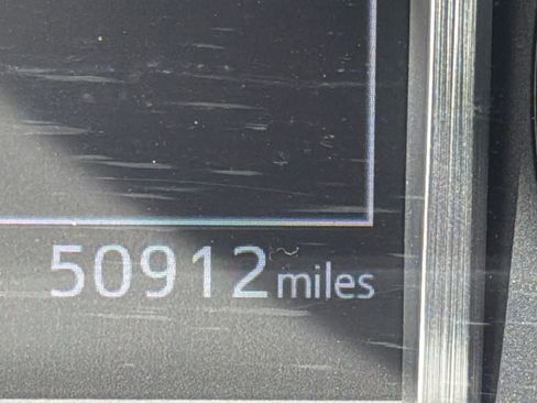 Used 2020 Toyota 4Runner Limited image 33