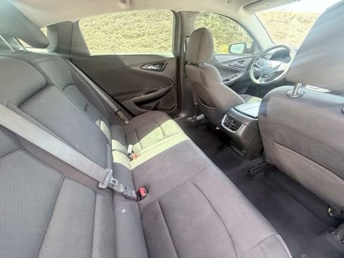 Used 2022 Chevrolet Malibu LT FWD image 26