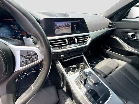 Used 2021 BMW 330i Sedan w/ M Sport Package RWD image 27