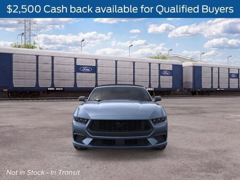 Used 2026 Ford Mustang Convertible RWD image 2