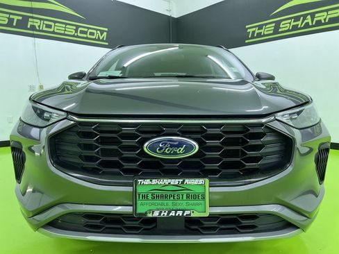 Used 2024 Ford Escape ST-Line AWD/4WD image 3