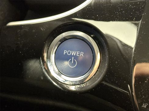 Certified 2022 Toyota Prius image 20
