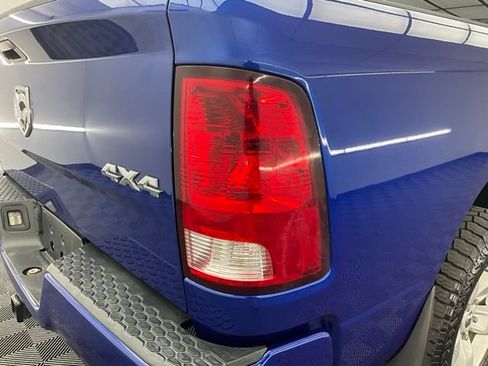 Used 2019 RAM 1500 Express AWD/4WD image 26