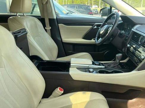 Used 2017 Lexus RX 350 FWD w/ Luxury Package image 12