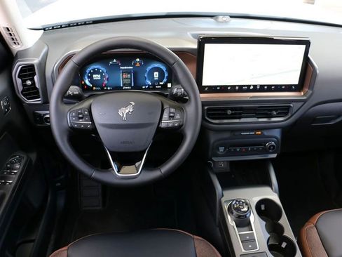 New 2025 Ford Bronco Sport Outer Banks w/ Outer Banks Tech Package+ AWD/4WD image 21