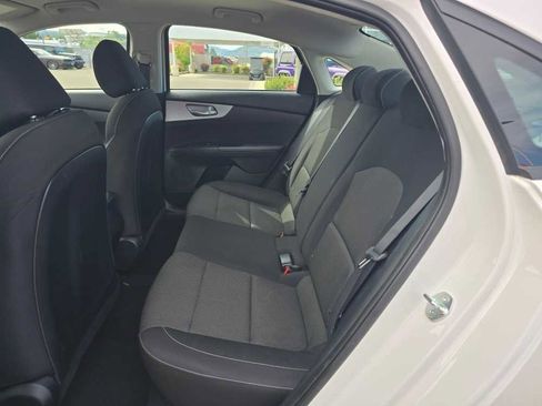 Used 2024 Kia Forte LXS FWD image 16