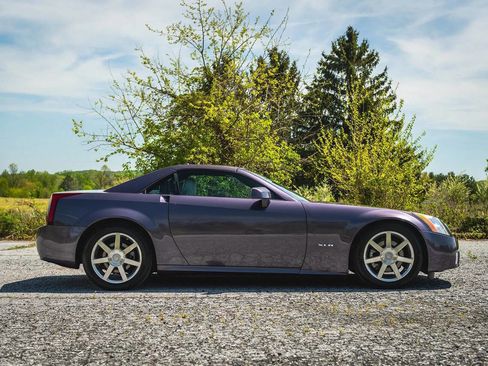 Used 2004 Cadillac XLR image 6