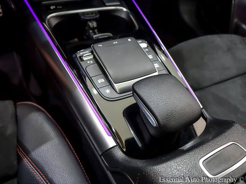 Used 2021 Mercedes-Benz GLA 250 4MATIC image 25