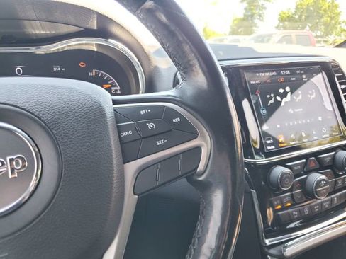 Certified 2020 Jeep Grand Cherokee Altitude AWD/4WD image 14