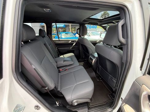 Used 2023 Lexus GX 460 Premium w/ Premium Package AWD/4WD image 28