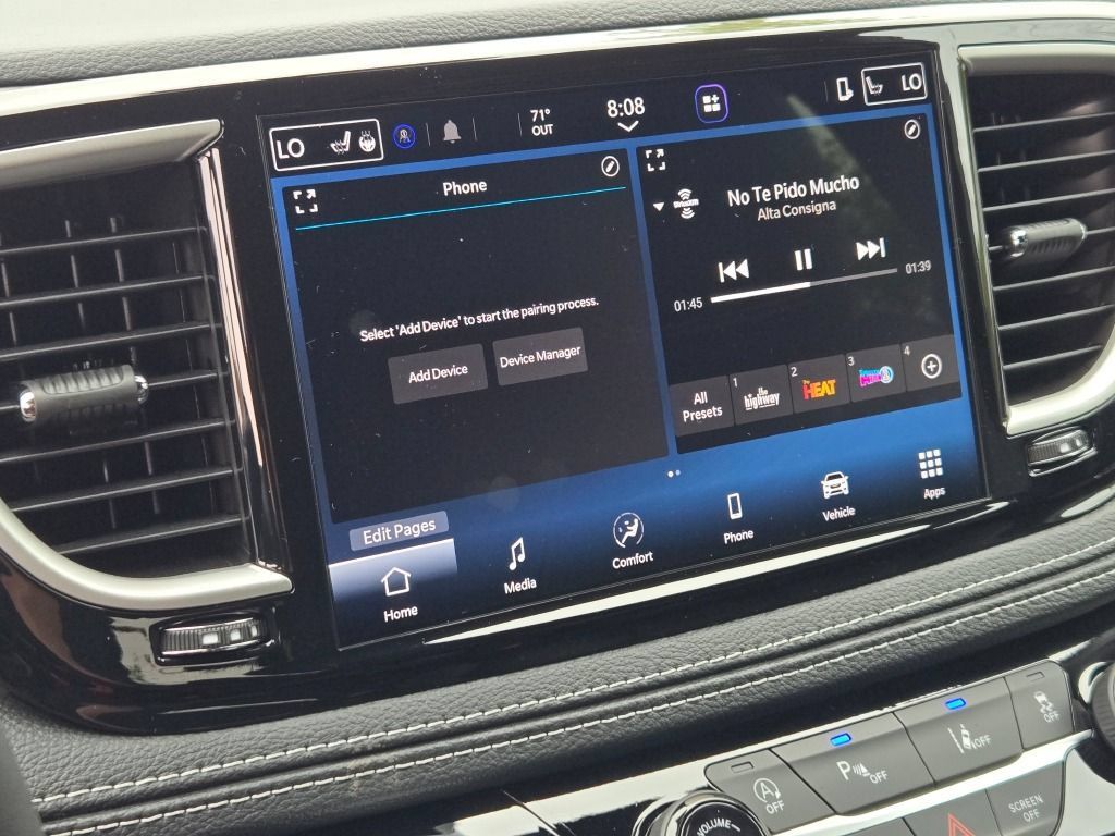 New 2027 Chrysler Pacifica Select FWD image 3