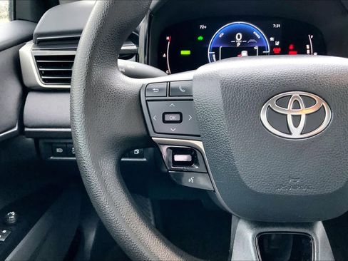 Used 2025 Toyota Camry LE FWD image 23