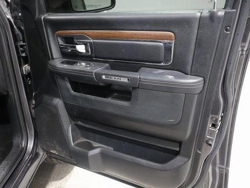 Certified 2017 RAM 1500 Laramie image 25