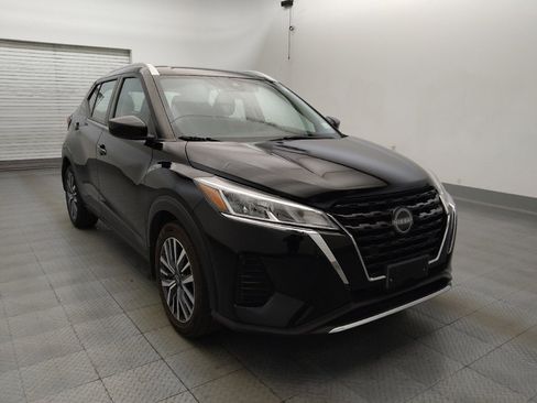 Used 2023 Nissan Kicks SV FWD image 13