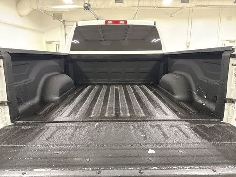 Used 2016 RAM 1500 Express AWD/4WD image 23