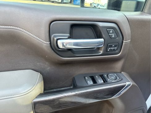 Used 2021 Chevrolet Silverado 1500 LTZ w/ LTZ Premium Package AWD/4WD image 23