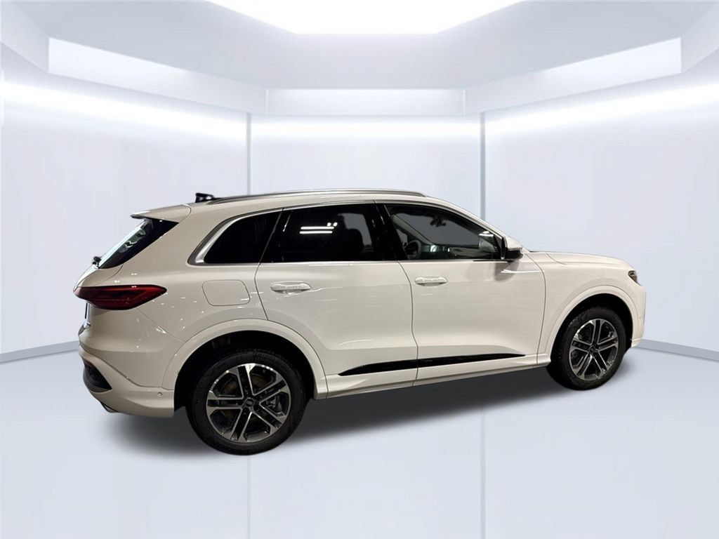 New 2026 Audi Q5 Premium AWD/4WD image 6