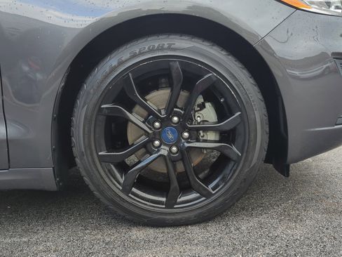 Used 2019 Ford Fusion SE w/ Equipment Group 151A image 25