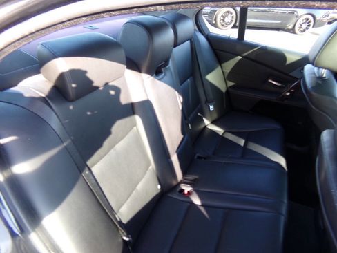 Used 2006 BMW 525xi Sedan image 23