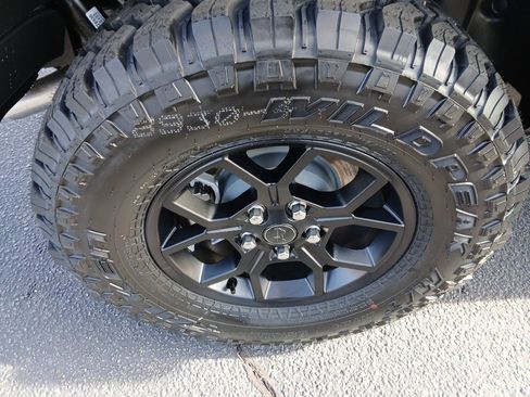 New 2026 Jeep Wrangler Unlimited Sport image 19