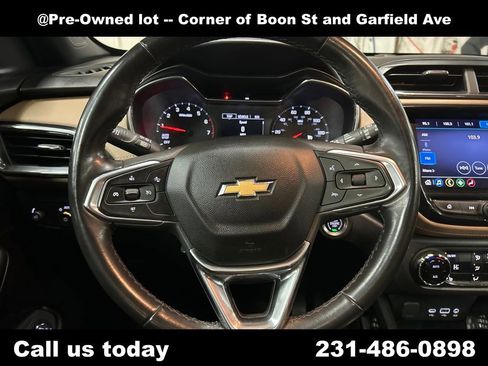 Used 2021 Chevrolet TrailBlazer ACTIV w/ Sun and Liftgate Package AWD/4WD image 19