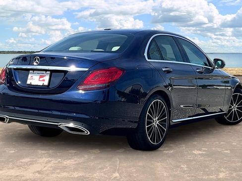 Used 2020 Mercedes-Benz C 300 Sedan w/ Premium Package image 4
