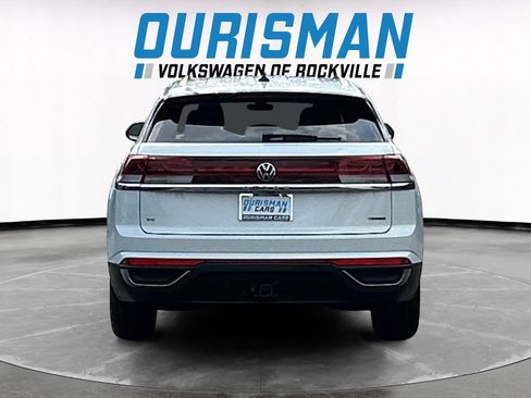 Used 2024 Volkswagen Atlas Cross Sport SE AWD/4WD image 5