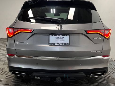 Used 2022 Acura MDX SH-AWD w/ Technology Package image 21