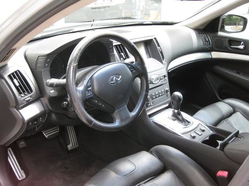 Used 2013 INFINITI G37 x Sedan w/ Premium Pkg AWD/4WD image 14