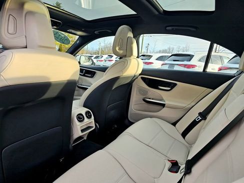 Used 2023 Mercedes-Benz C 300 C 300 image 24
